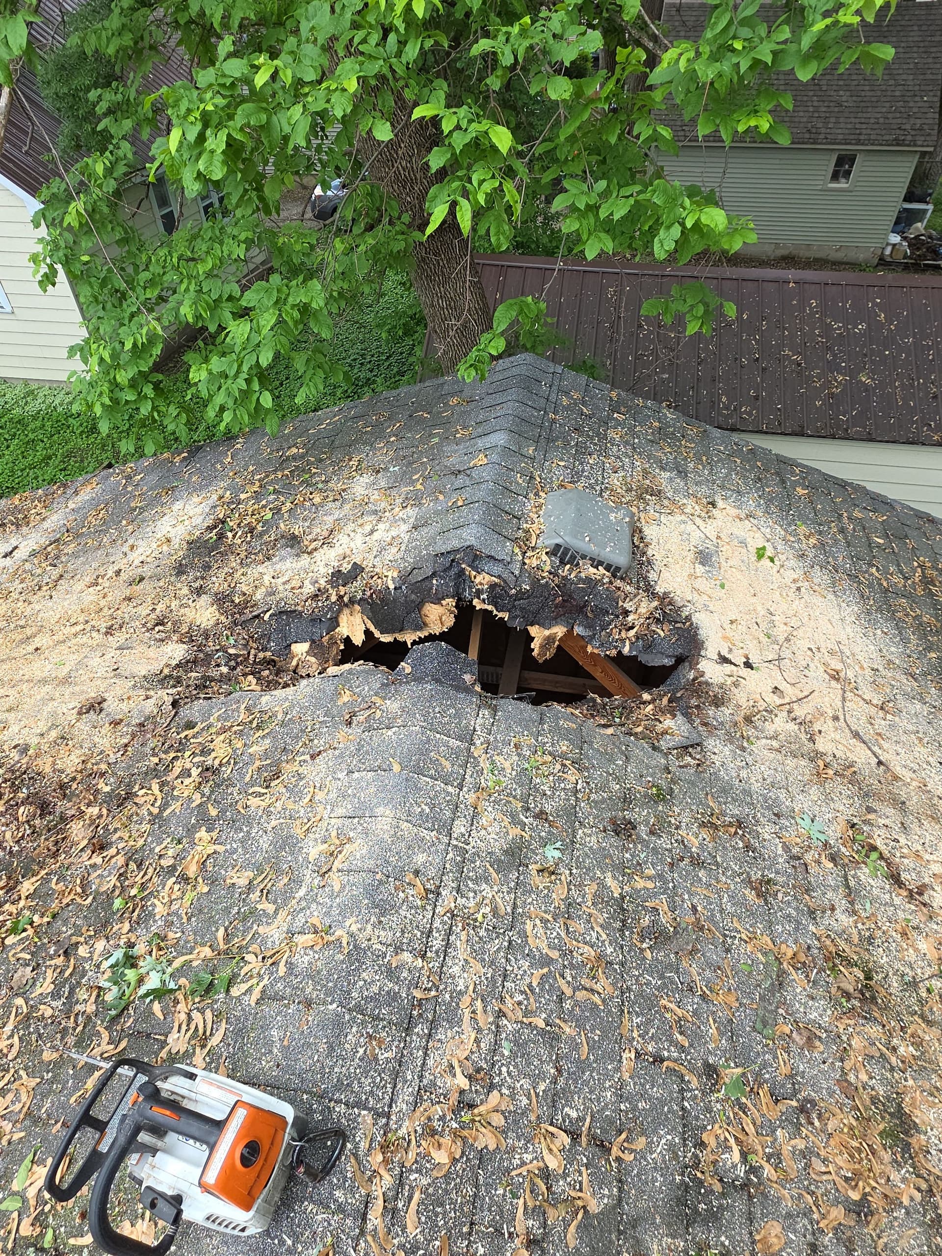 Gallery photos for Tree Through the Roof - Emergency Storm Damage Cleanup in Willmar: Image #2