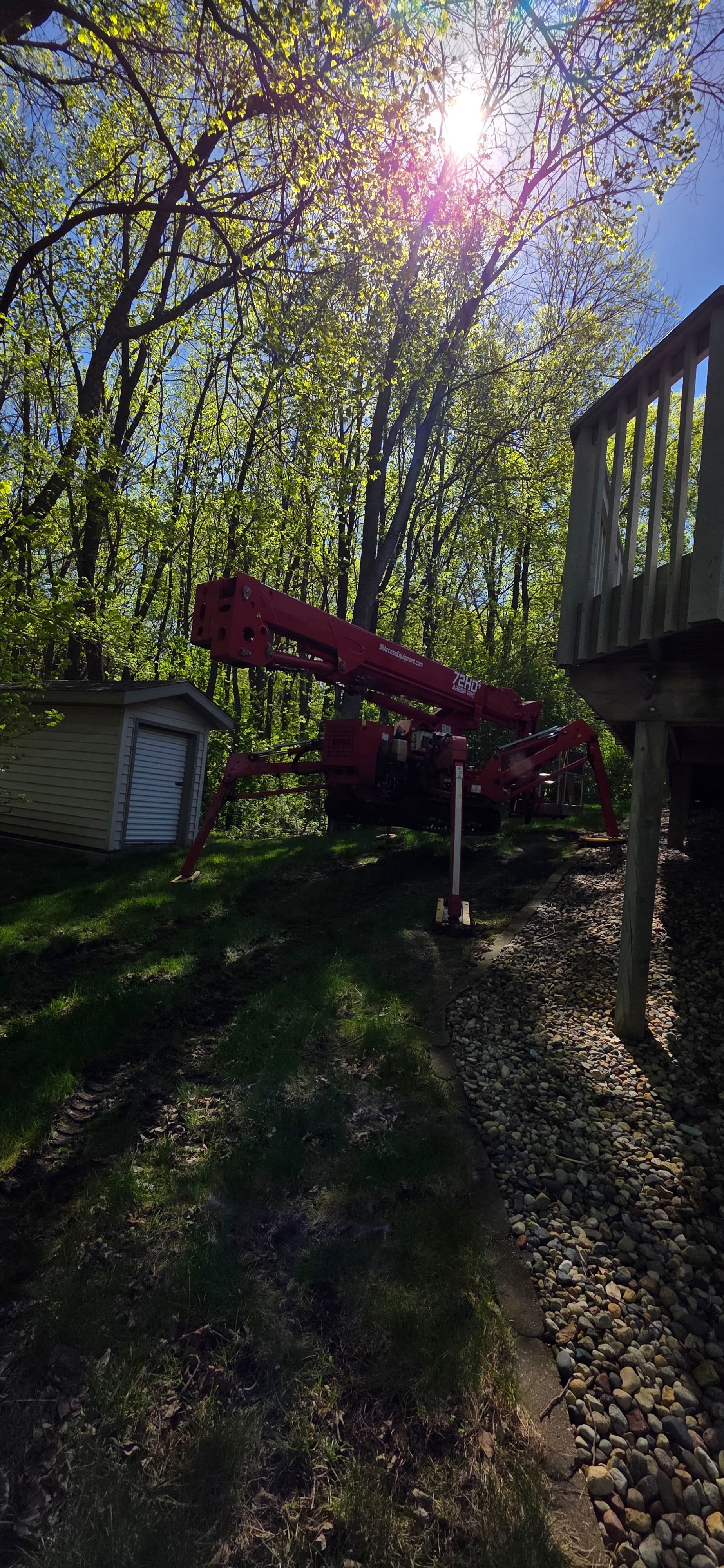 Gallery photos for No Access? No Problem - Tree Work in Tight Spots: Image #2