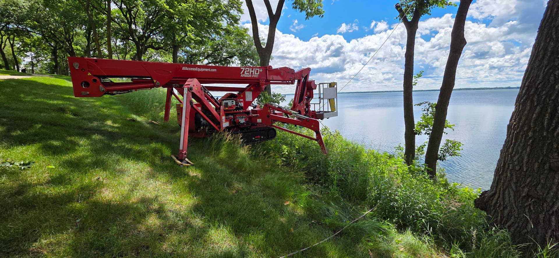 Gallery photos for Spider Lift Tree Removal on a Steep Lakeside Property: Image #3